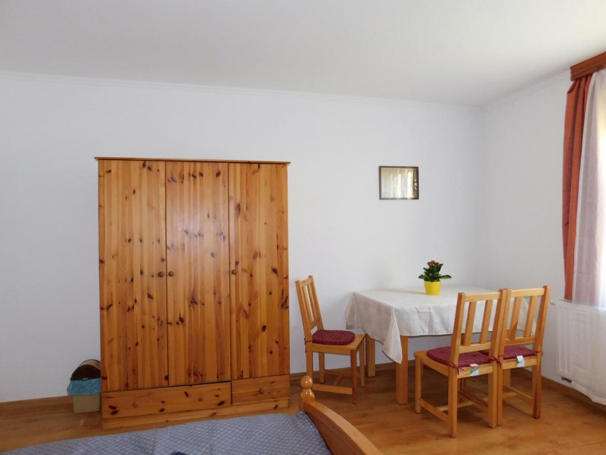 8888 Apartmanház Lispeszentadorján Kültér fotó