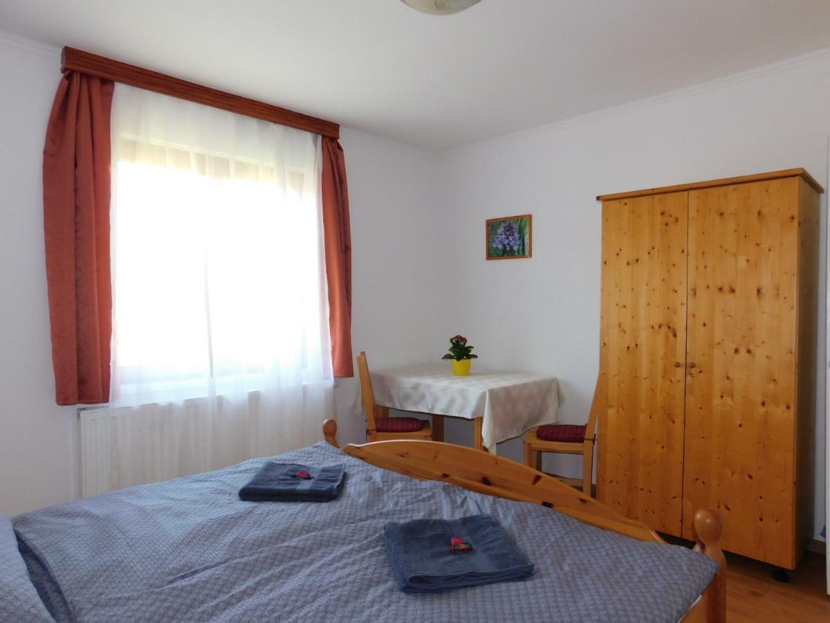 8888 Apartmanház Lispeszentadorján Kültér fotó